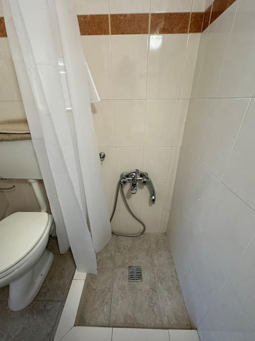 Margarita'S Getaway Apartment Patras Luaran gambar