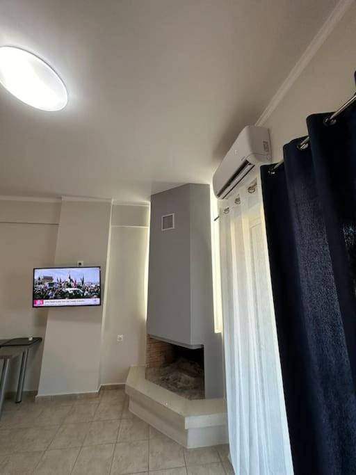 Margarita'S Getaway Apartment Patras Luaran gambar