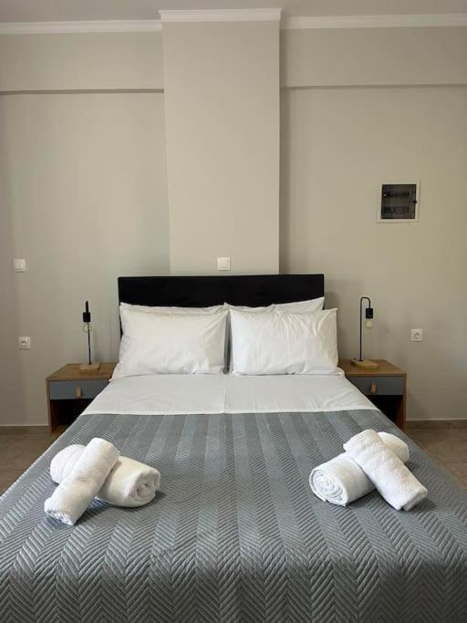 Margarita'S Getaway Apartment Patras Luaran gambar