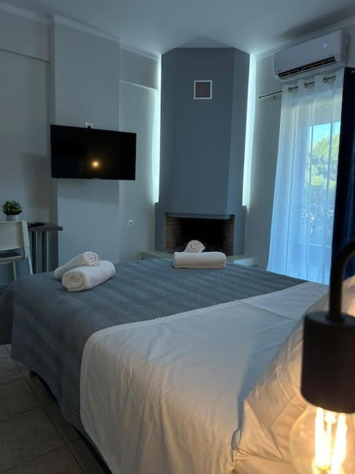 Margarita'S Getaway Apartment Patras Luaran gambar