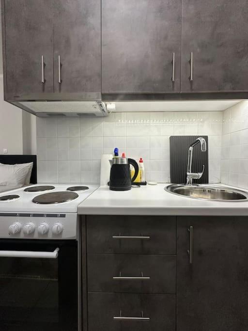 Margarita'S Getaway Apartment Patras Luaran gambar